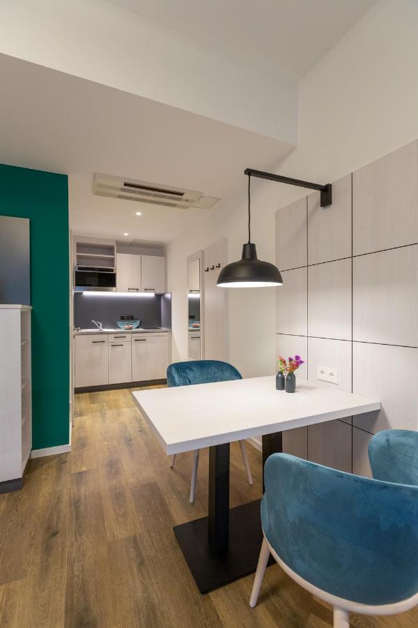 Apartment Boardinghouse Hirsch - In Kork